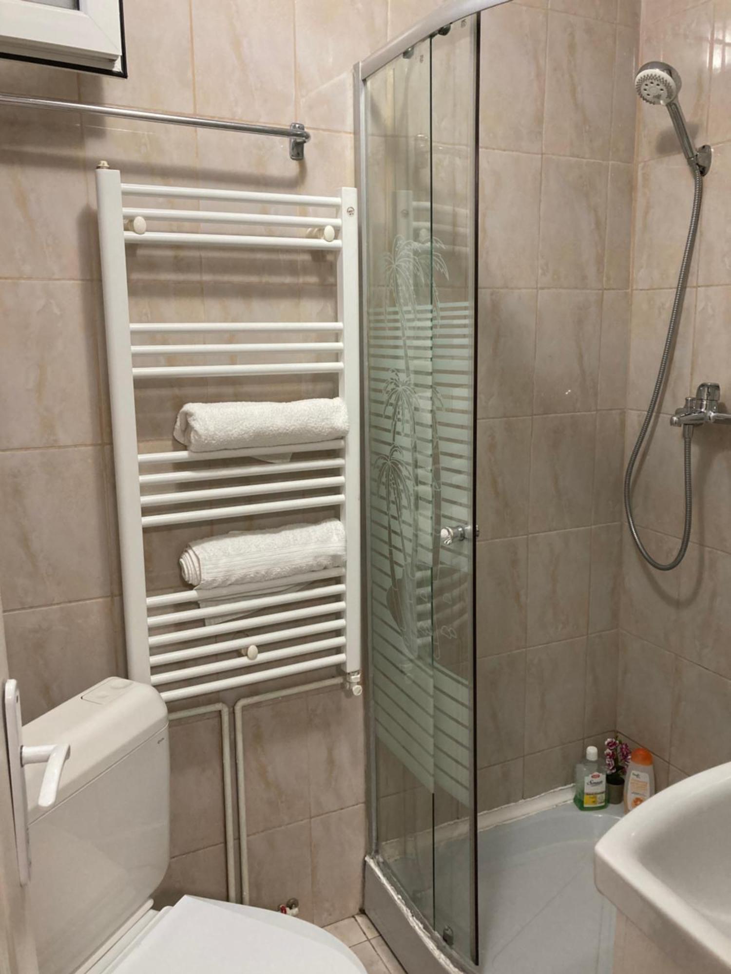 Cosy Hideaway Apartman Brassó Kültér fotó